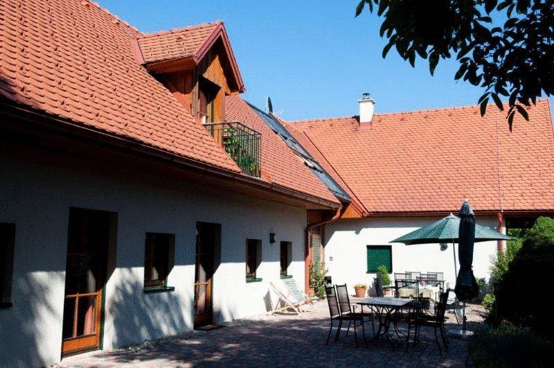 Hotel Garni Winzerhof Hoedl Wagna Exterior photo